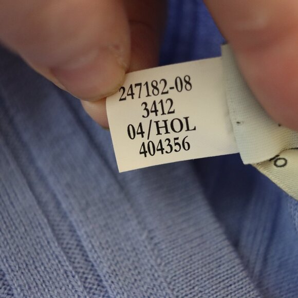 Banana Republic Light Blue Italian Merino Wool V-Neck Pullover Sweater Large - Picture 12 of 12